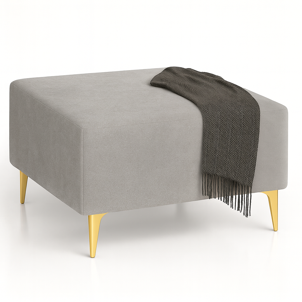 Pufa kwadratowa QUADRE 60×60 – tapicerowana nowoczesny podnóżek do salonu na złotych nogach, polska produkcja WELUR SZARY