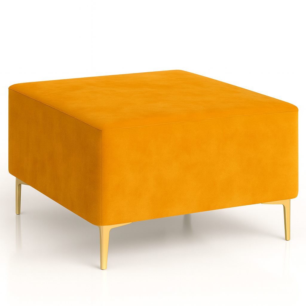 Pufa kwadratowa QUADRE 60×60 – tapicerowana nowoczesny podnóżek do salonu na złotych nogach, polska produkcja WELUR SZARY - obrazek 3